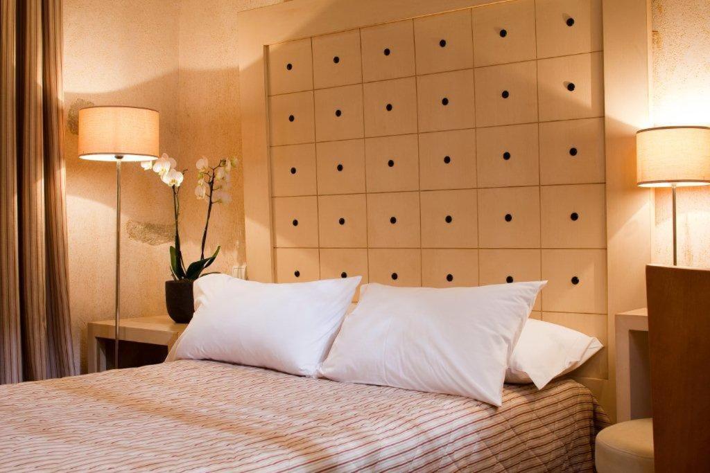 מירפואה Hotel Les Remparts חדר תמונה