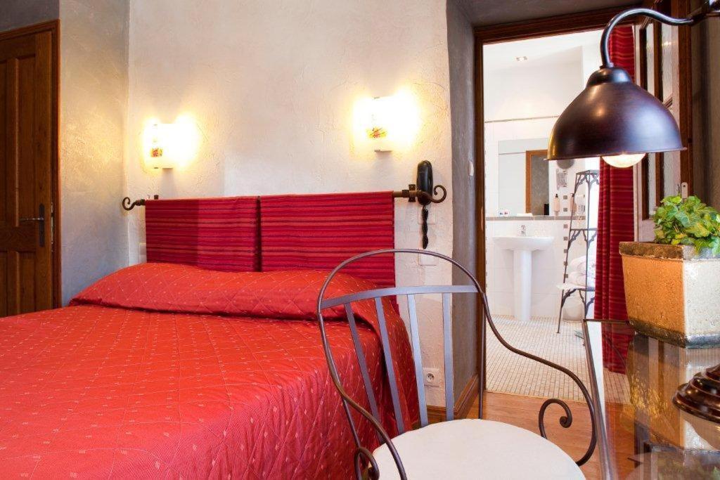 מירפואה Hotel Les Remparts חדר תמונה