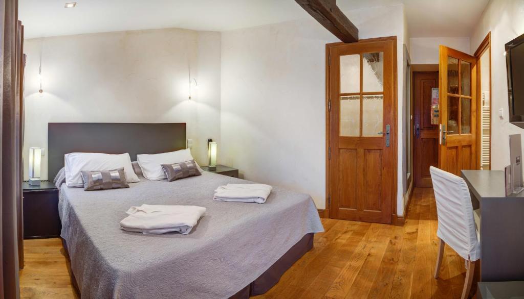 מירפואה Hotel Les Remparts חדר תמונה